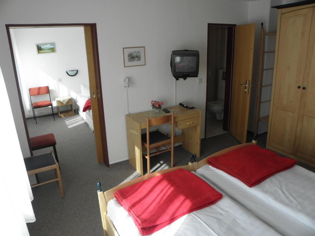 Gasthof Breeger-Bodden Ruang foto