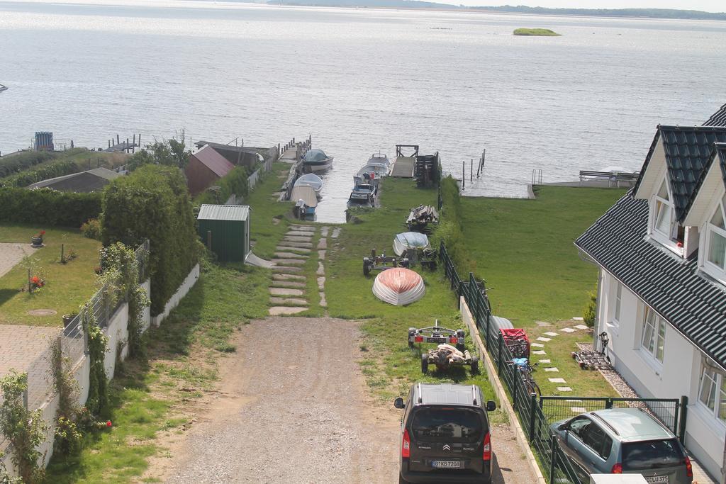 Gasthof Breeger-Bodden Bagian luar foto